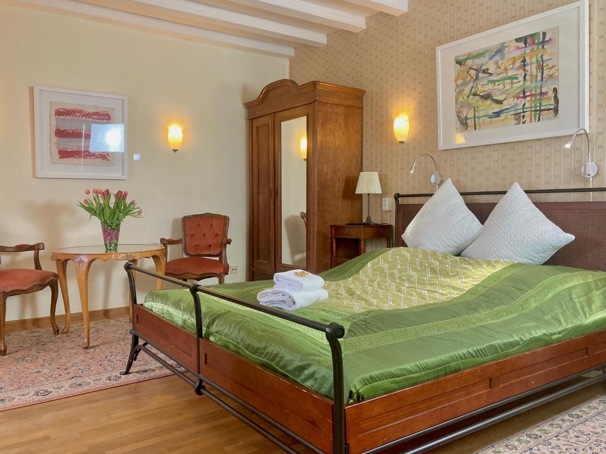 Rhein River Guesthouse - Direkt Am Rhein Λεβερκούζεν Εξωτερικό φωτογραφία