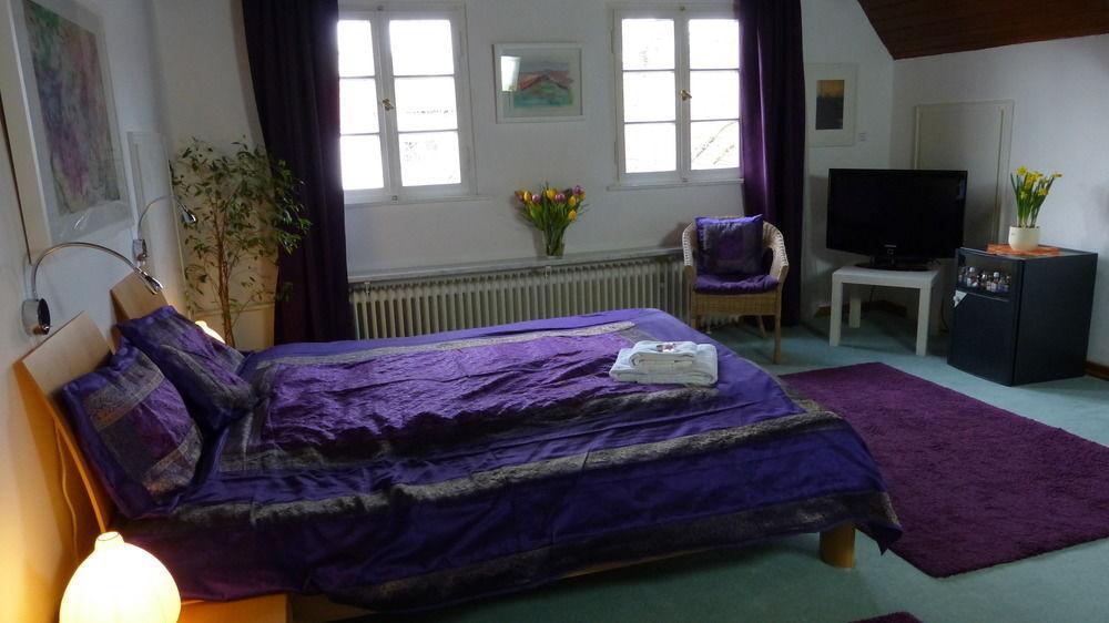 Rhein River Guesthouse - Direkt Am Rhein Λεβερκούζεν Εξωτερικό φωτογραφία